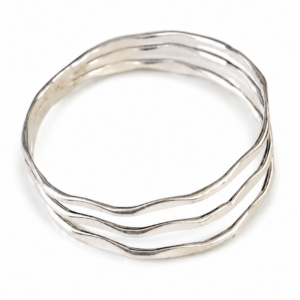 Anillo de Plata 925 Diseño Triple Ondulado – Ligero y Elegante